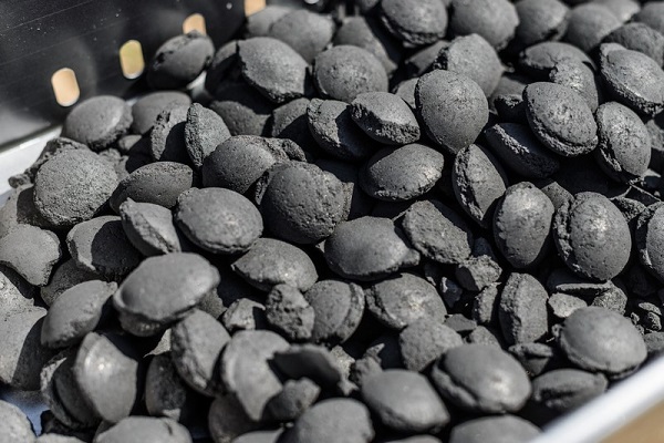 Vente et livraison de charbon pour professionnel Renaison