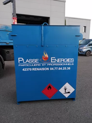 Retour de notre cuve de ravitaillement à Renaison, Renaison, PLASSE ENERGIES